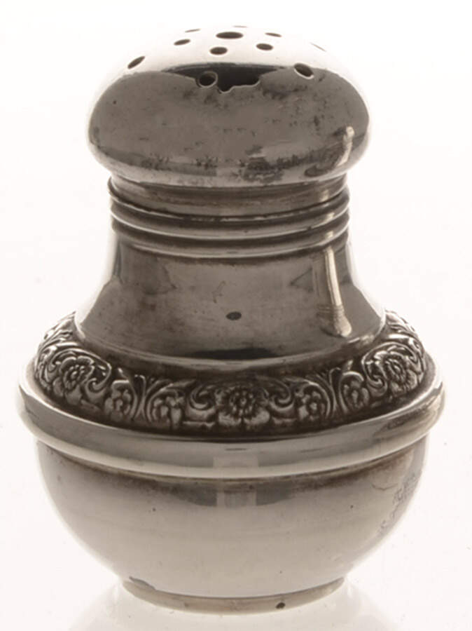 Prelude-Plain (Sterling Hollowware) Sterling Mini Pepper Shaker by International Silver-1