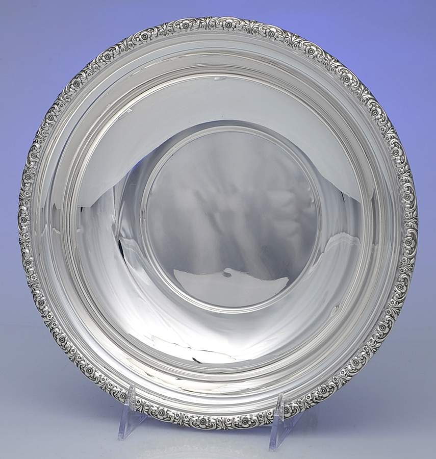 Prelude-Plain (Sterling Hollowware) 9" Round Vegetable Bowl by International Silver-1