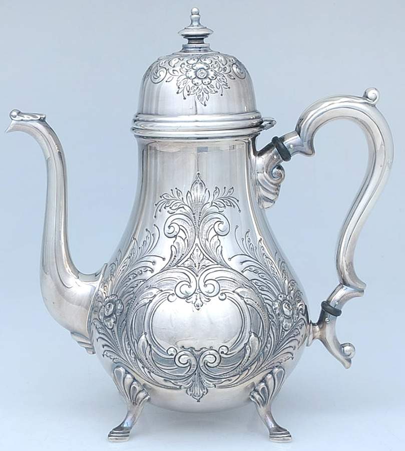 Georgian Court-Hand Chased (Silverplate, Hollowware Silverplate Coffee Pot by International Silver-1