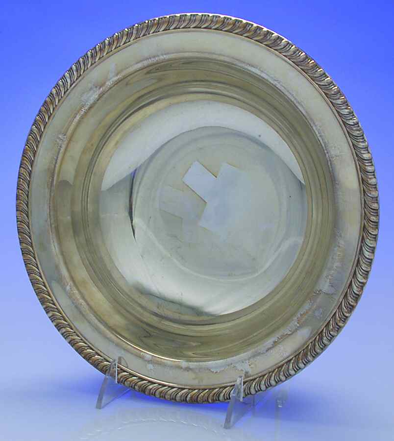 Ashley (Silverplate, Hollowware) 10" Round Vegetable Bowl by International Silver-1