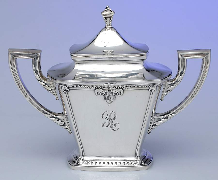 Trianon (Sterling, Hollowware) Sugar Bowl & Lid by International Silver-1
