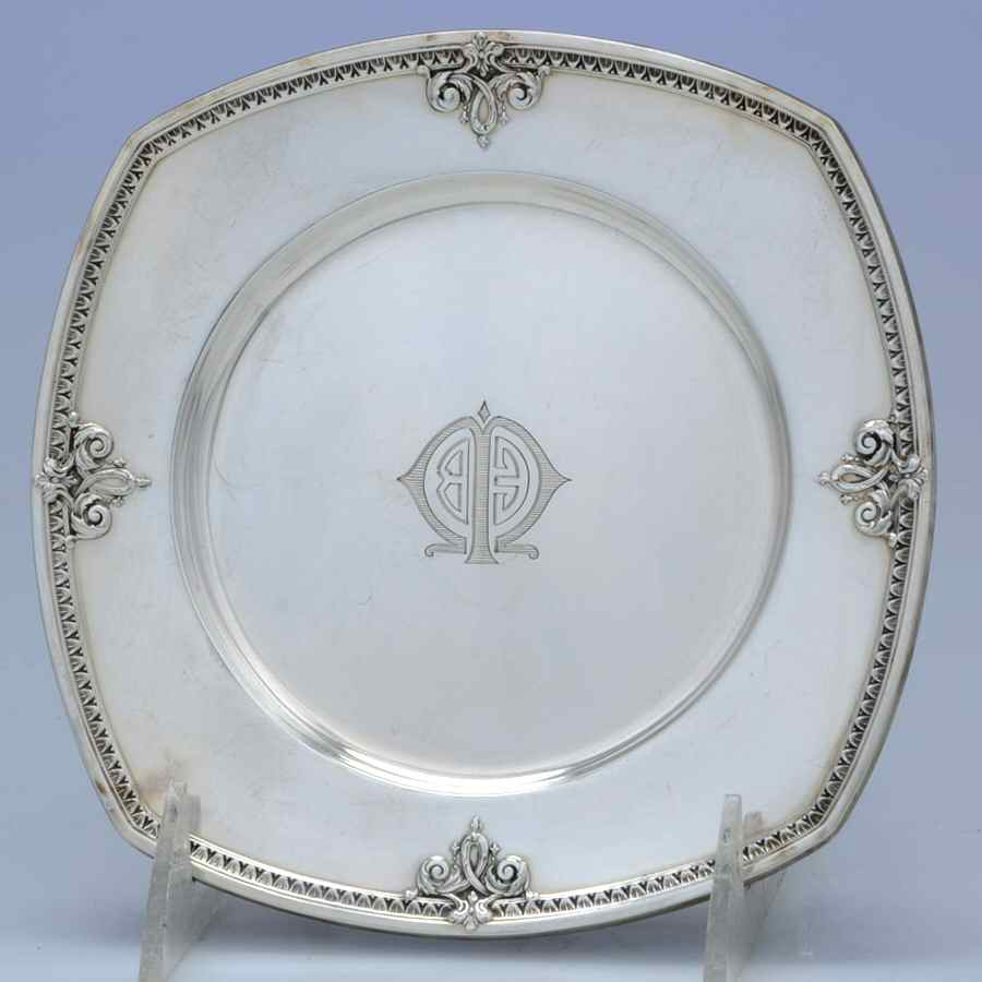 Trianon (Sterling, Hollowware) Bread Plate by International Silver-1