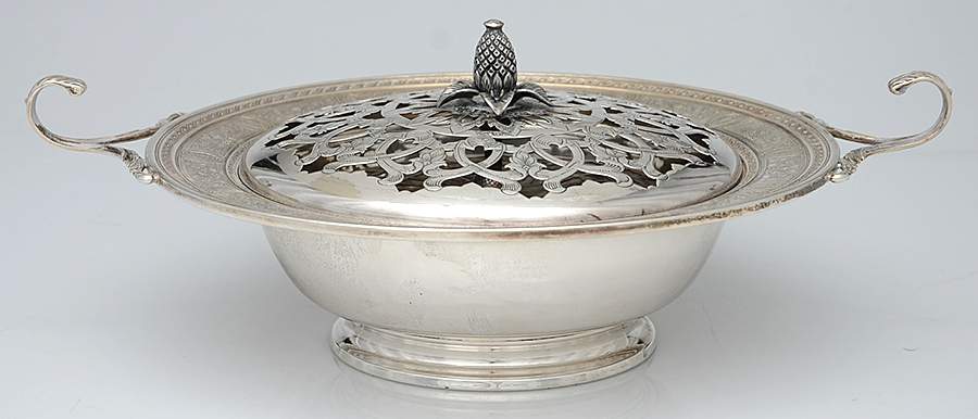 Wedgwood (Sterling, Hollowware, Geometric Base) 11" Round Footed Centerpiece with Frog by International Silver-1