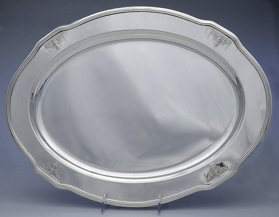 Ambassador (Silverplate, Hollowware) Medium Plated Meat Platter No Well by International Silver-1
