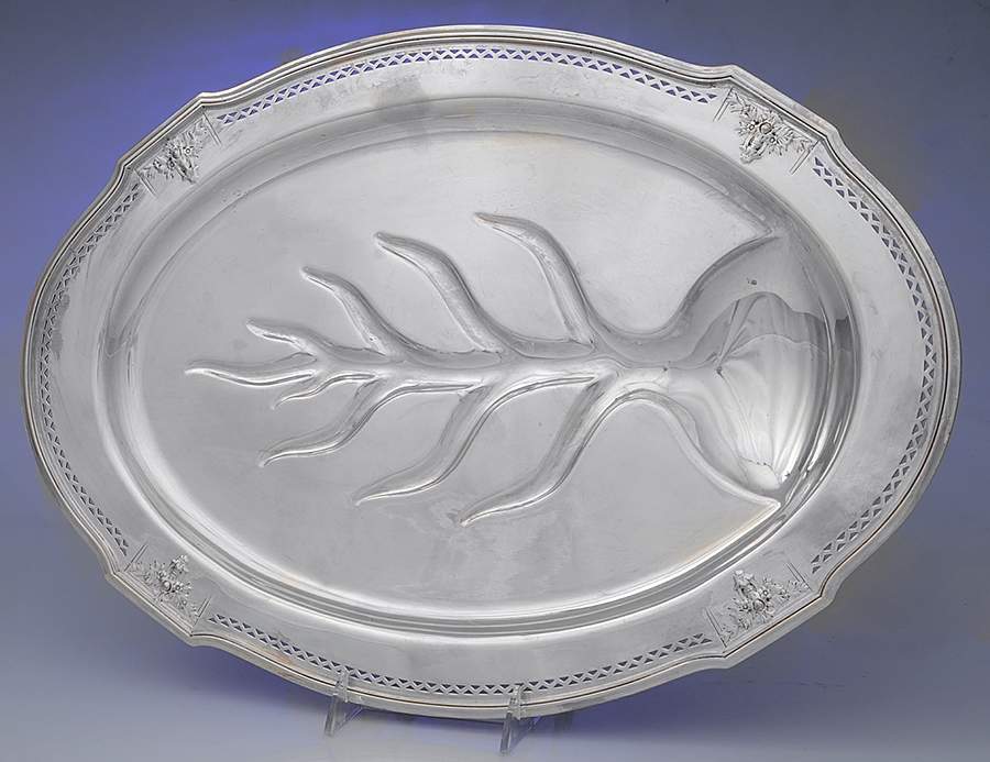 Ambassador (Silverplate, Hollowware) Large Plated Footed Meat Platter with Well by International Silver-1