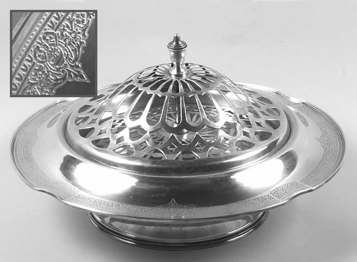 Ancestral (Silverplate, Hollowware) Round Silverplate Centerpiece by International Silver-1