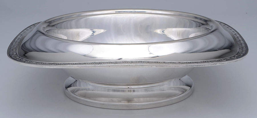 Anniversary (Silverplate, Hollowware) Round Silver Plate Centerpiece, No Flower Arranger by International Silver-1