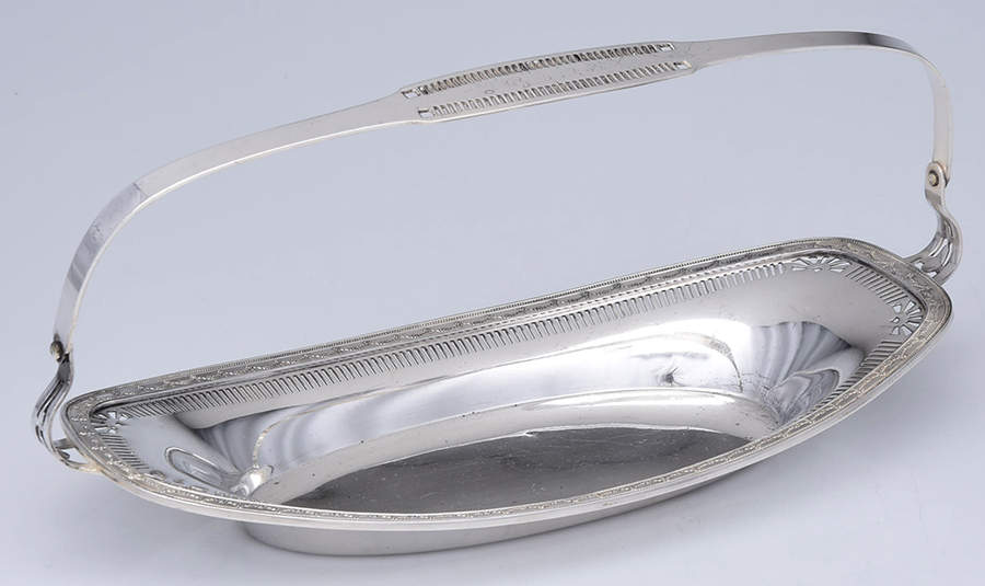 Anniversary (Silverplate, Hollowware) Handled Bread Basket by International Silver-1
