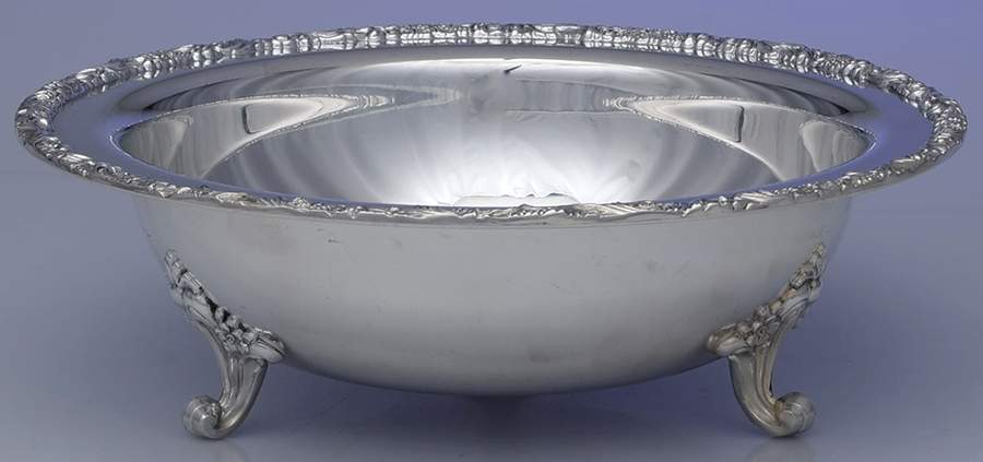 Beverly Manor (Silverplate, Hollowware) 3 Quart Covered Casserole, No Lid by International Silver-1