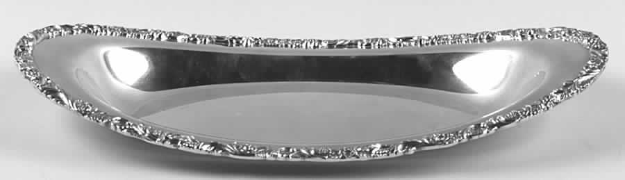 Beverly Manor (Silverplate, Hollowware) Silverplate Bread Tray by International Silver-1