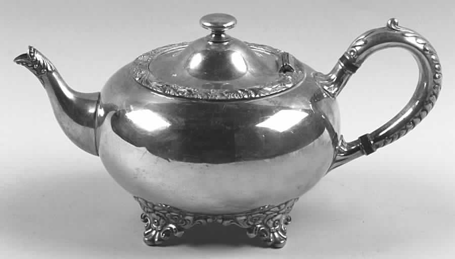 Beverly Manor (Silverplate, Hollowware) Teapot by International Silver-1