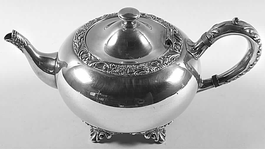 Beverly Manor (Silverplate, Hollowware) Teapot by International Silver-1