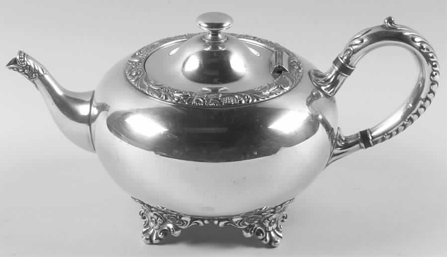 Beverly Manor (Silverplate, Hollowware) Teapot by International Silver-1