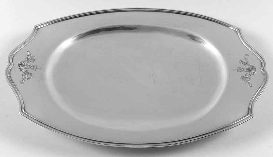 Century (Silverplate, Hollowware) 12" Bread Tray by International Silver-1