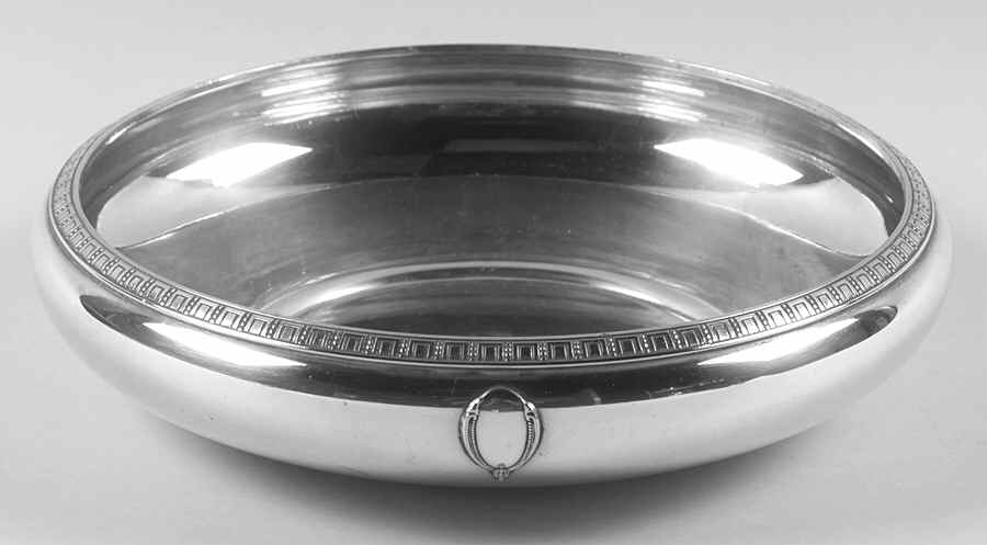 Charm (Silverplate, Hollowware) 7" Low Round Vegetable Bowl by International Silver-1
