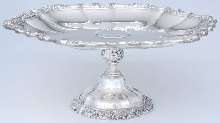Countess (Silverplate, Hollowware) 12" Diameter Pedestal Cake Stand by International Silver-1