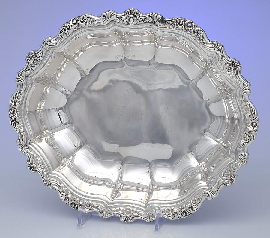 Countess (Silverplate, Hollowware) 11" Oval Vegetable Bowl by International Silver-1