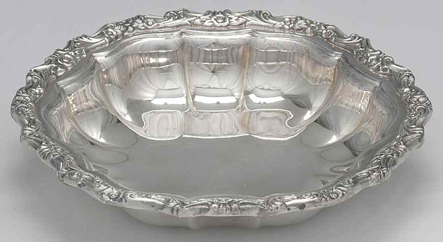 Countess (Silverplate, Hollowware) Medium Silverplate Bon Bon Bowl by International Silver-1