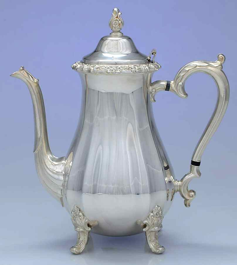 Countess (Silverplate, Hollowware) Silverplate Coffee Pot by International Silver-1