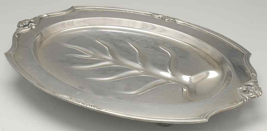 Eternally Yours (Silverplate, Hollowware) Small Plated Meat Platter with Well by International Silver-1