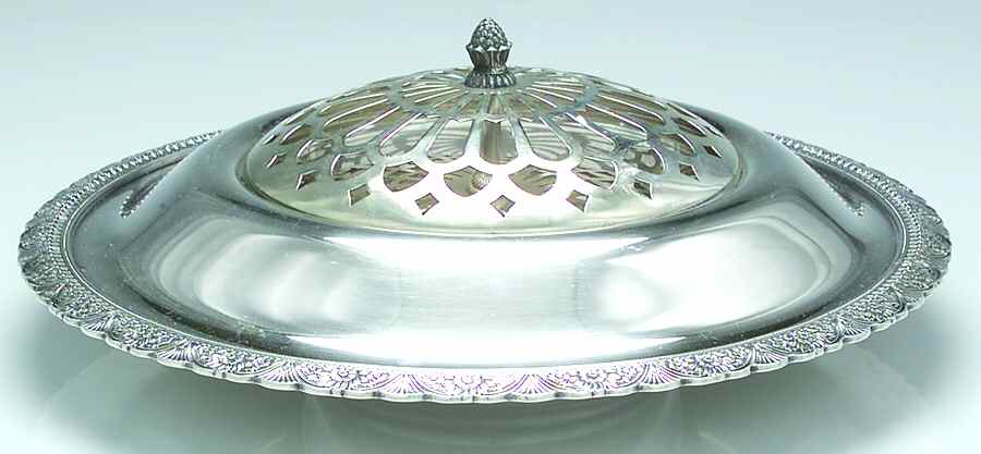 First Love (Silverplate, Hollowware) 14" Round Footed Centerpiece with Frog by International Silver-1