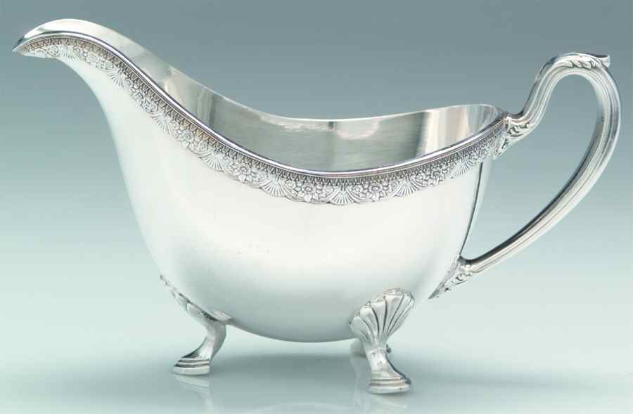 First Love (Silverplate, Hollowware) Plated Gravy Boat No Underplate by International Silver-1