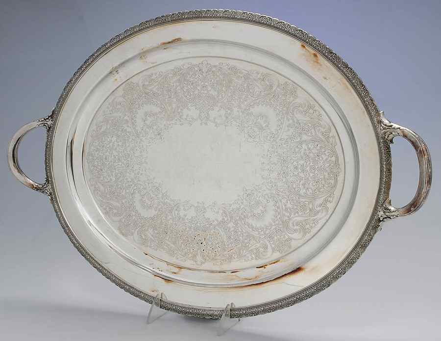 First Love (Silverplate, Hollowware) Medium Silverplate Waiter Tray by International Silver-1