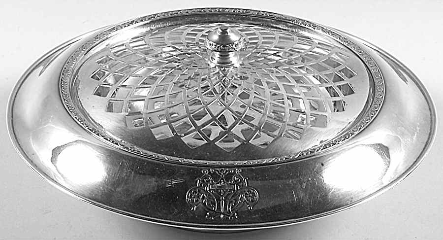 Triumph (Silverplate, 1925, Hollowware) Silverplate Centerpiece with Floral Frog by International Silver-1