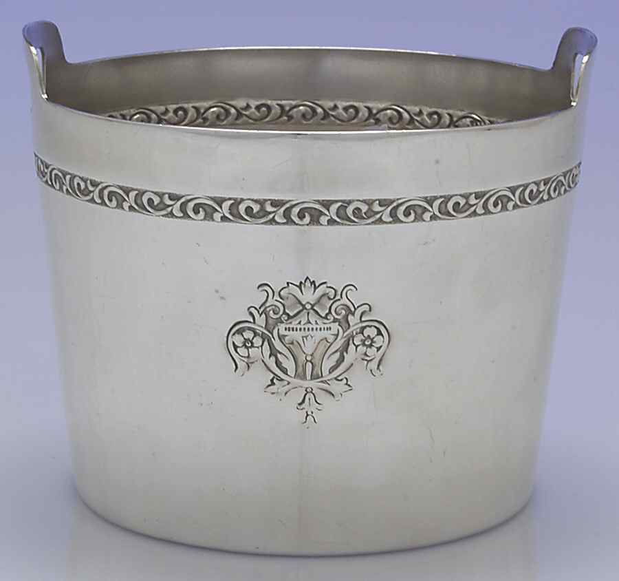 Triumph (Silverplate, 1925, Hollowware) Silverplate Ice Bucket by International Silver-1