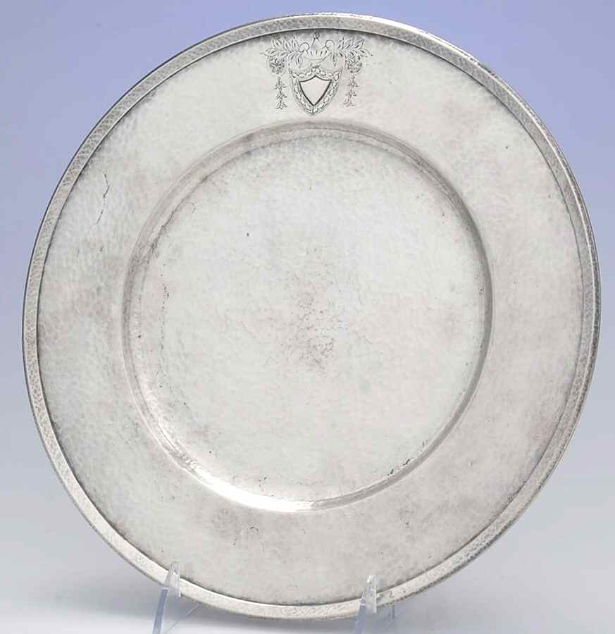 Heraldic (Silverplate, Hollowware) Silverplate Dinner Plate by International Silver-1