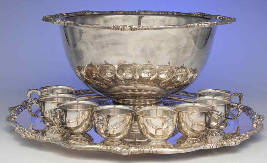 Heritage (Silverplate, Hollowware) Punch Set (Bowl,  8 Cups & Tray) by International Silver-1