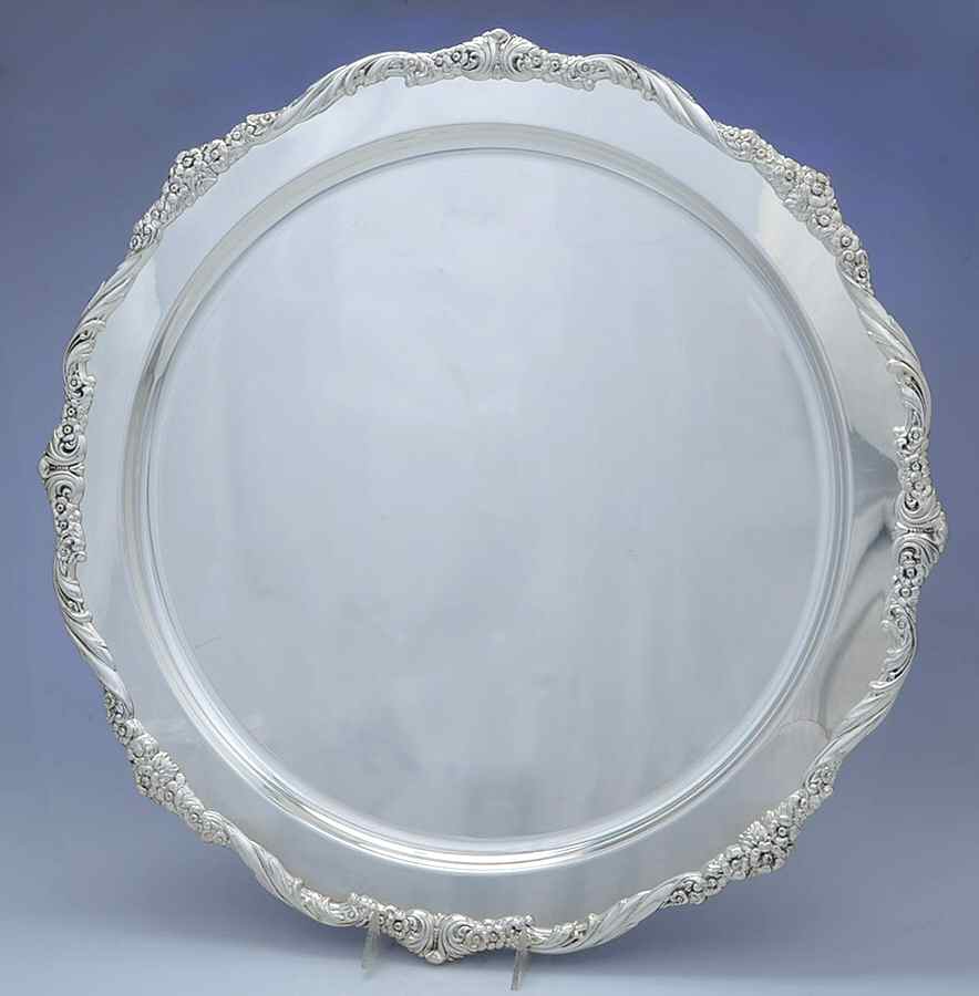 Heritage (Silverplate, Hollowware) Round Tray For Punch Bowl by International Silver-1
