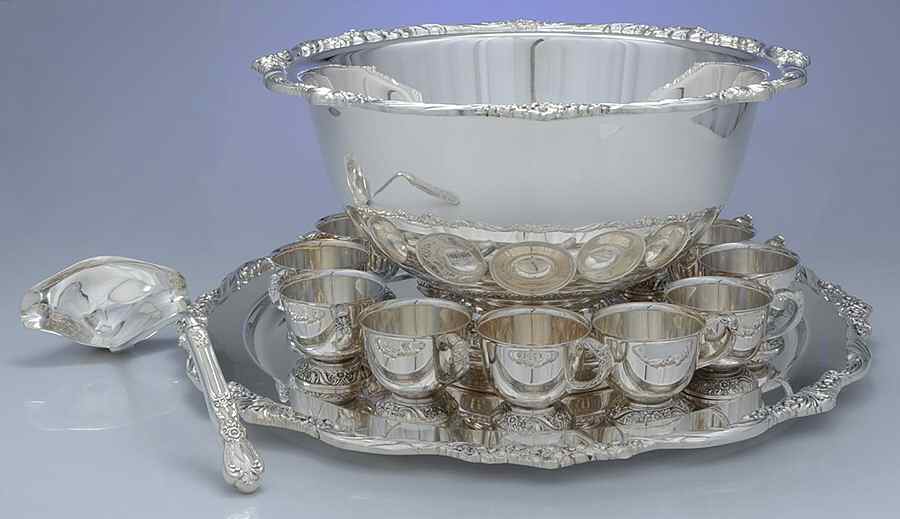 Heritage (Silverplate, Hollowware) Punch Set (Bowl,Tray,Ladle & 12 Cups) by International Silver-1
