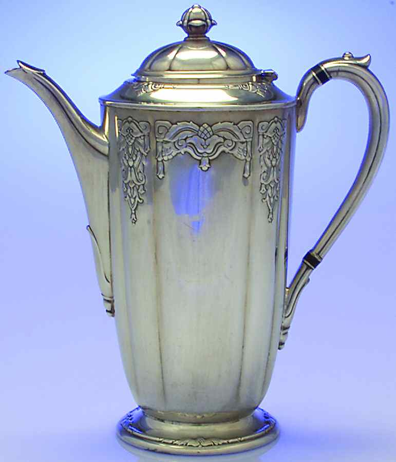 Her Majesty (Silverplate, Hollowware) Silverplate Coffee Pot by International Silver-1