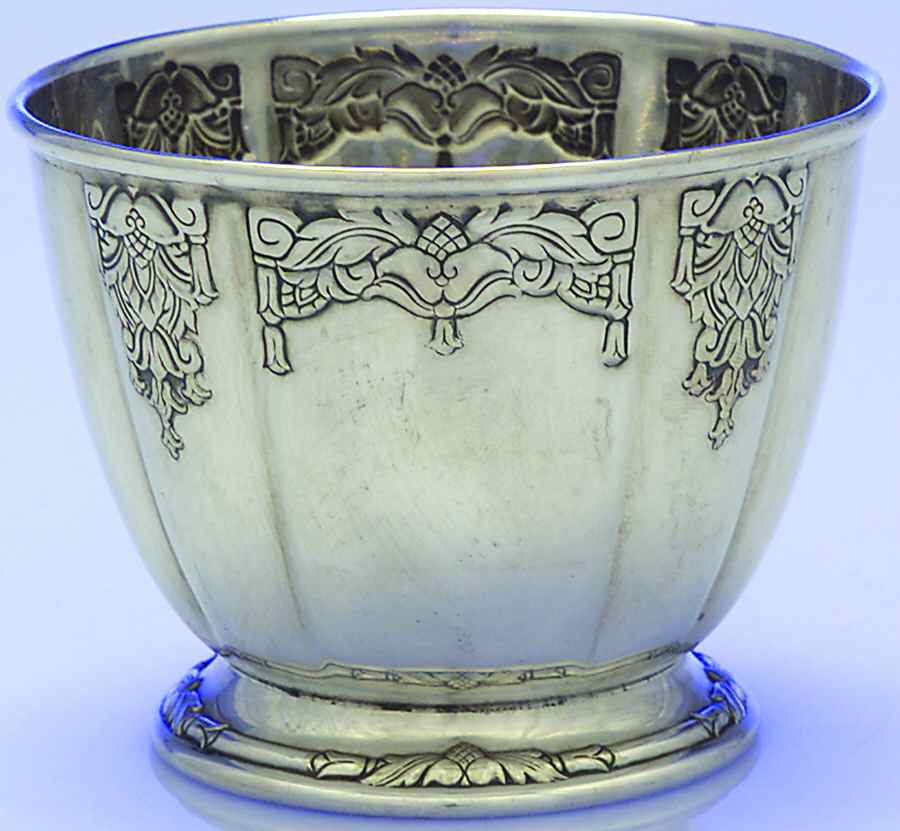 Her Majesty (Silverplate, Hollowware) Waste Bowl by International Silver-1