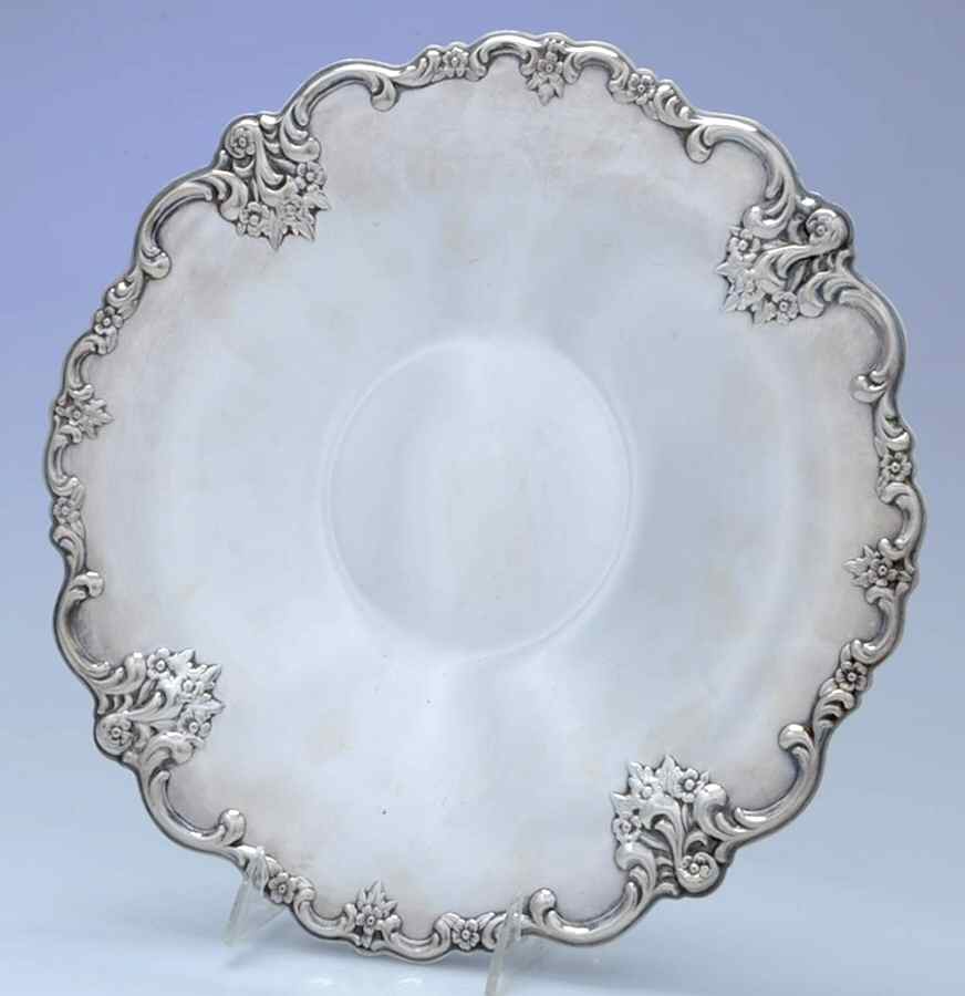 Orleans (Silverplate, Hollowware) 12" Sandwich Plate by International Silver-1