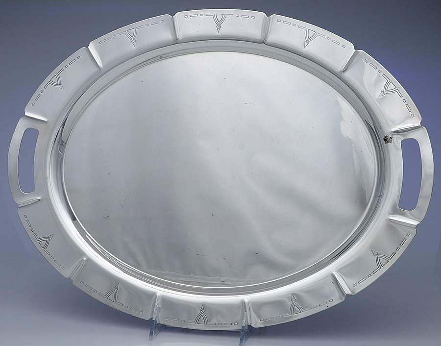 Paris (Silverplate, Hollowware) 18" Waiter Tray by International Silver-1
