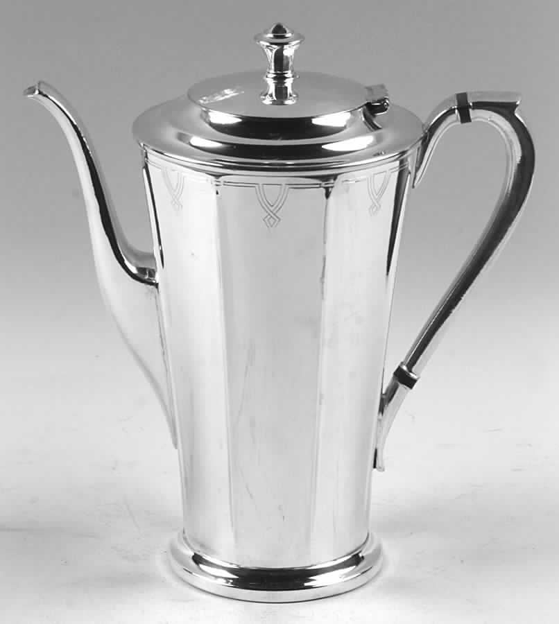 Paris (Silverplate, Hollowware) Silverplate Coffee Pot by International Silver-1