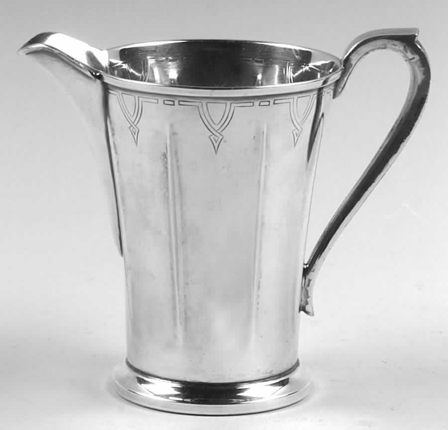 Paris (Silverplate, Hollowware) Creamer by International Silver-1