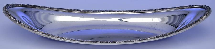 Primrose II (Silverplate, Hollowware) Silverplate Bread Tray by International Silver-1