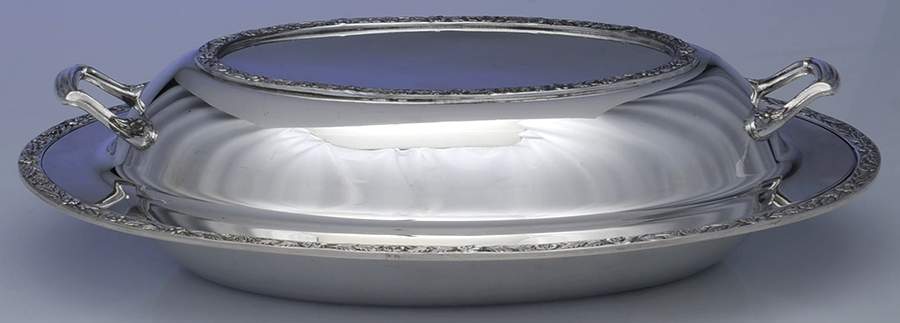 Primrose II (Silverplate, Hollowware) Double Vegetable Bowl by International Silver-1