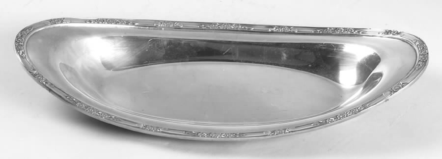 Primrose II (Silverplate, Hollowware) Silverplate Bread Tray by International Silver-1