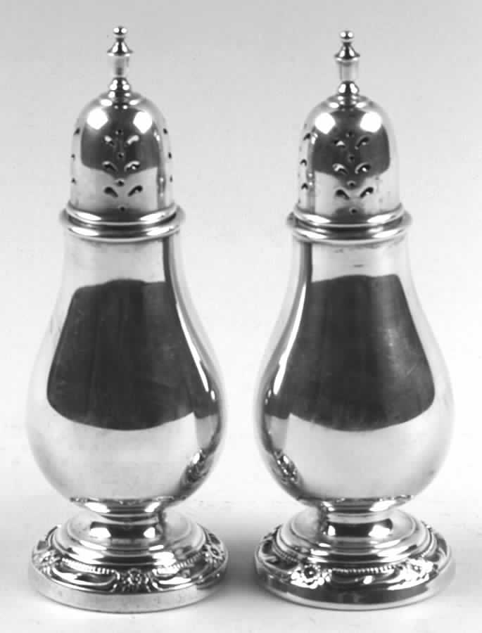Remembrance (Silverplate, Hollowware) Salt & Pepper Set by International Silver-1