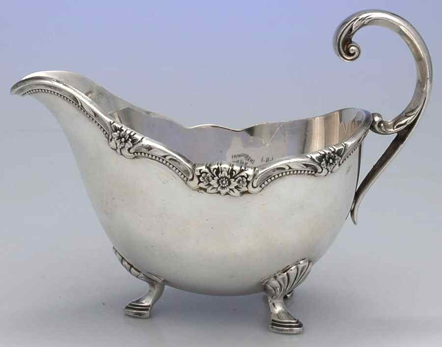 Remembrance (Silverplate, Hollowware) Plated Gravy Boat No Underplate by International Silver-1