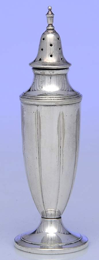 Silhouette (Silverplate, Hollowware) Pepper Shaker by International Silver-1