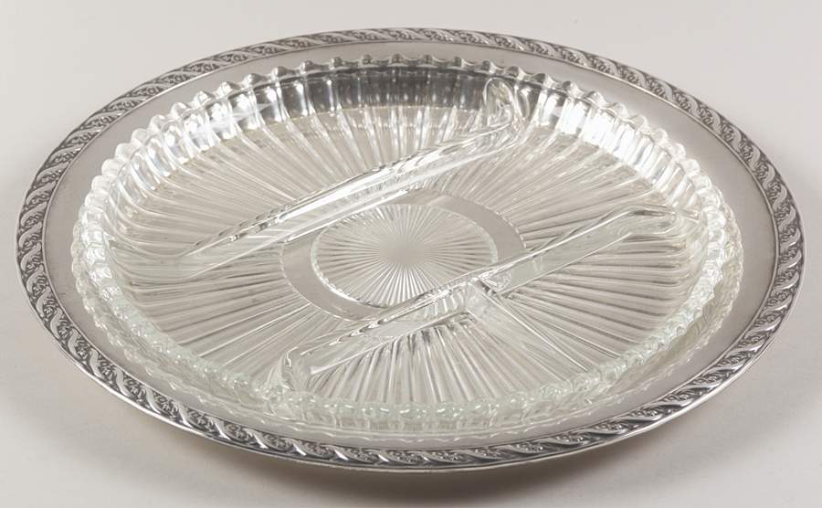 Spring Flower (Silverplate, Hollowware) Relish with Glass Liner by International Silver-1