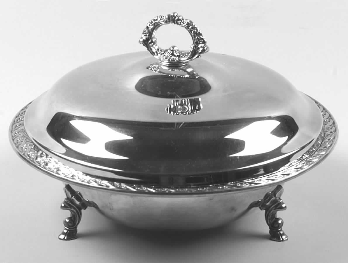 Spring Flower (Silverplate, Hollowware) Plated Round Covered Casserole with Glass by International Silver-1