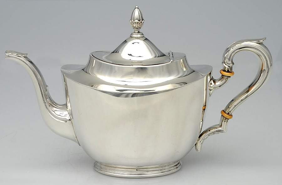 Richmond (Sterling, Hollowware) Teapot by International Silver-1