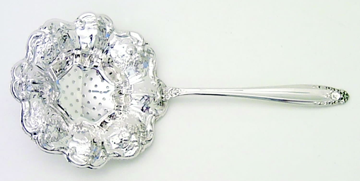 Prelude (Sterling, 1939, No Monograms) Solid Individual Overcup Tea Strainer by International Silver-1