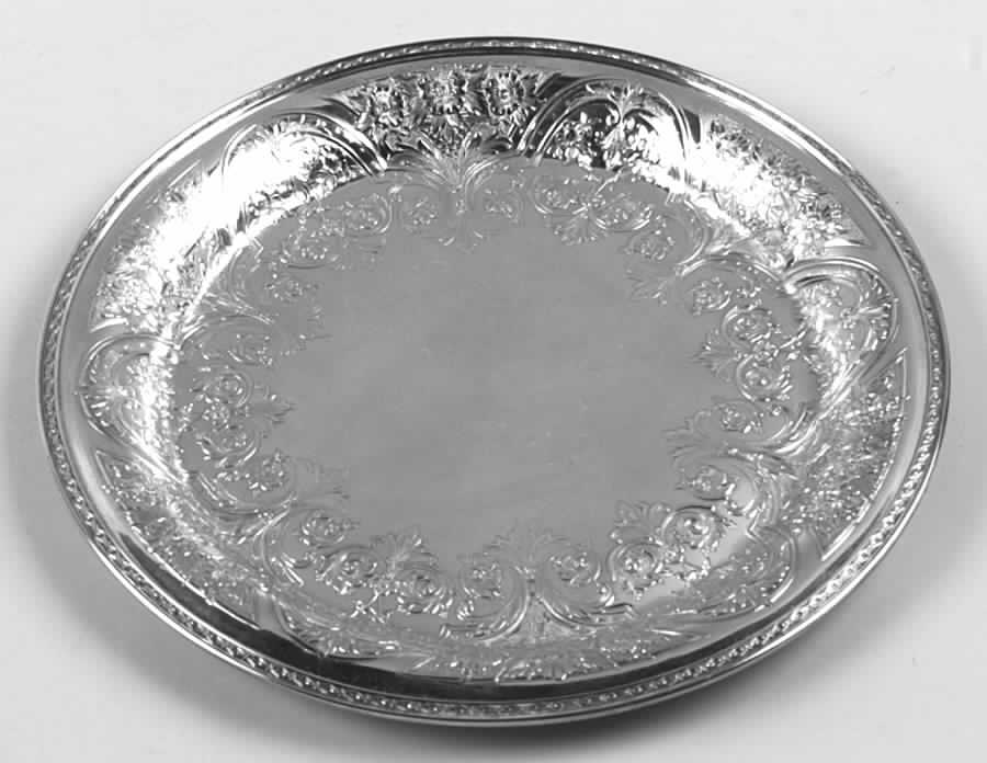 Paisley (Silverplate, Hollowware) Small Round Silverplate Tray by International Silver-1